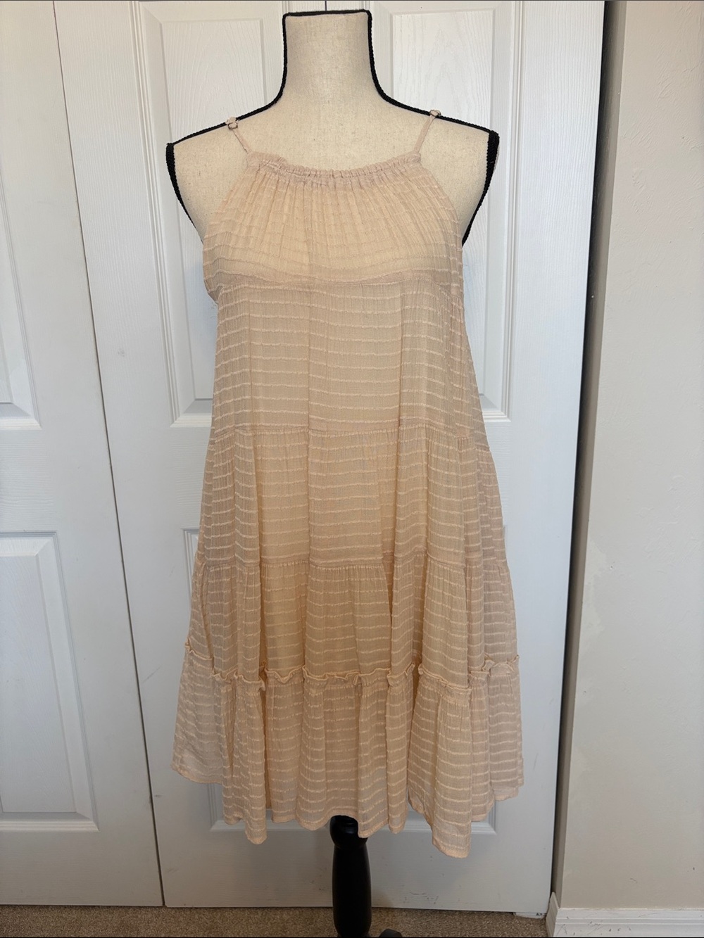 NWT Hayden Los Angeles Light Peach Textured Tiered Mini Dress. Size Small.